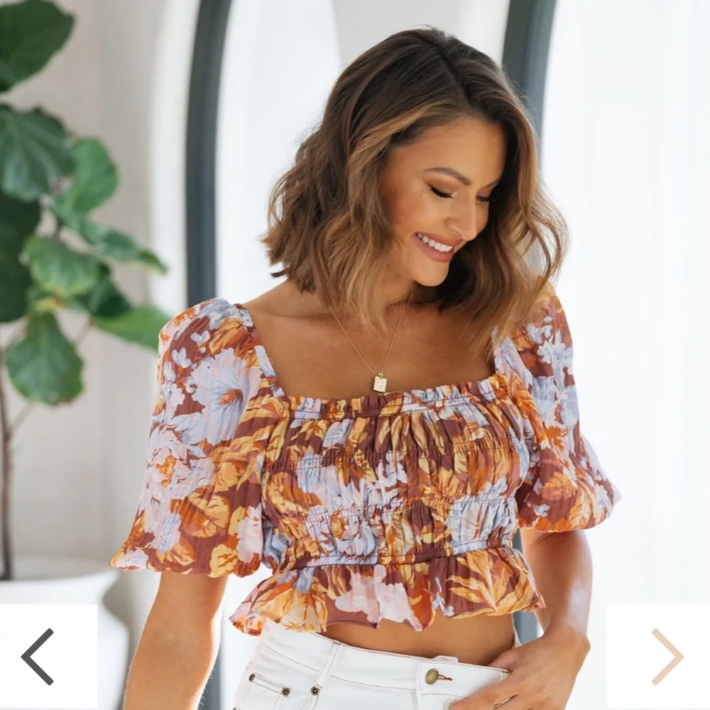 Q16 MINKPINK Serena Shirred Blouse - Multi